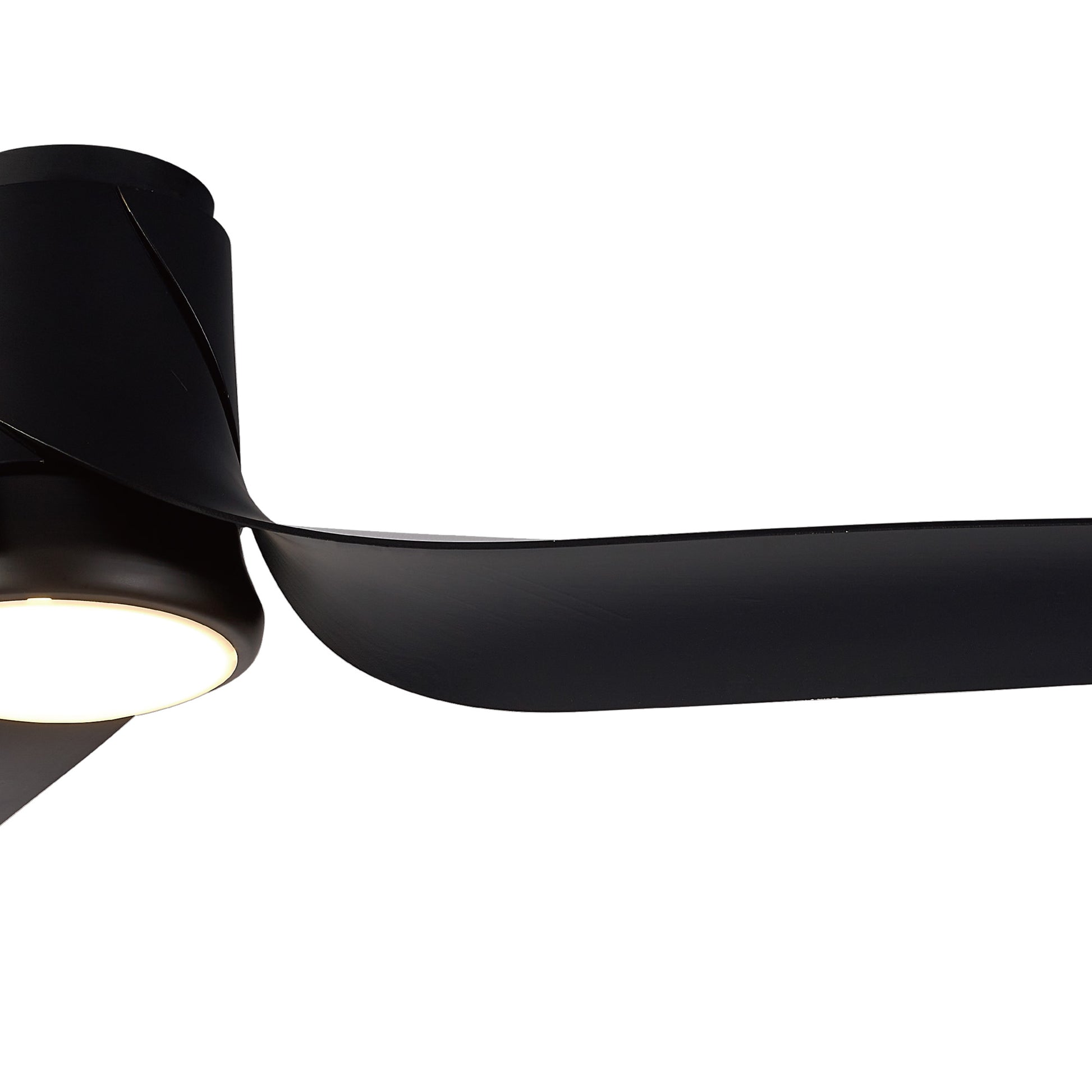 Close-up of the Ceiling Fans UK MANTRA M8718 Ushuaia Black Ceiling Fan with 133cm curved blades, 30W dimmable LED light, built-in 35W DC fan, and remote & APP control. Includes 5-year warranty.